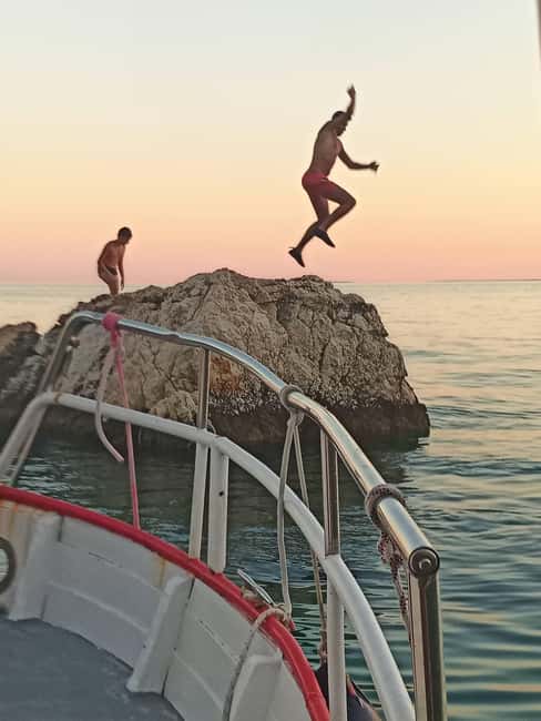 3,5h Wild Bays: Swim & Snorkel with Capt. Bobo (Public) - Should you book this 3.5-hour bay tour?