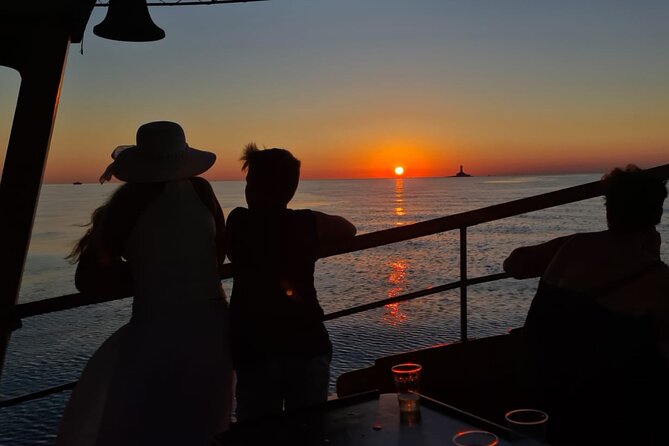 3hours all inclusive Sunset&Dolphin Tour from Medulin on Sandra - Is $54.42 good value?