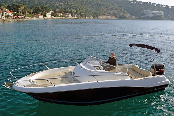 4h trip from Dubrovnik to the Elafiti islands with Atlantic 750 - The Atlantic 750 and the feel of a private cruise