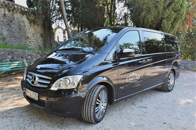 Airport Transfer Dubrovnik Town to Herceg Novi / Portonovi - Meeting your driver at Dubrovnik Airport