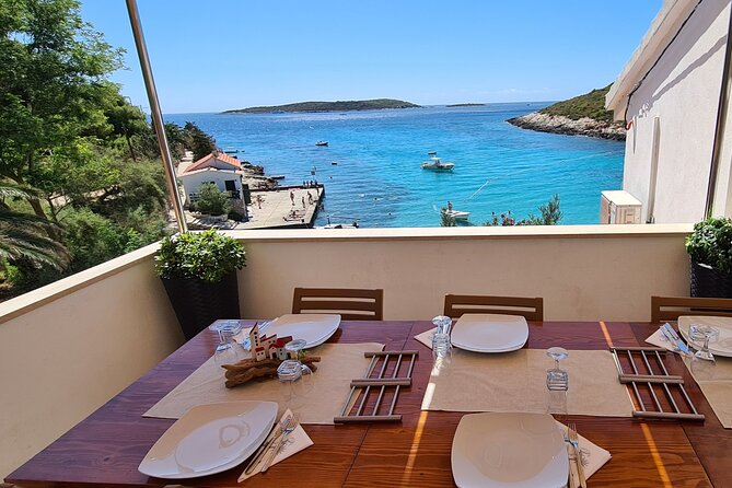 All-inclusive Gastro Blue Cave Tour from Split - Hvar: useful stop, limited time