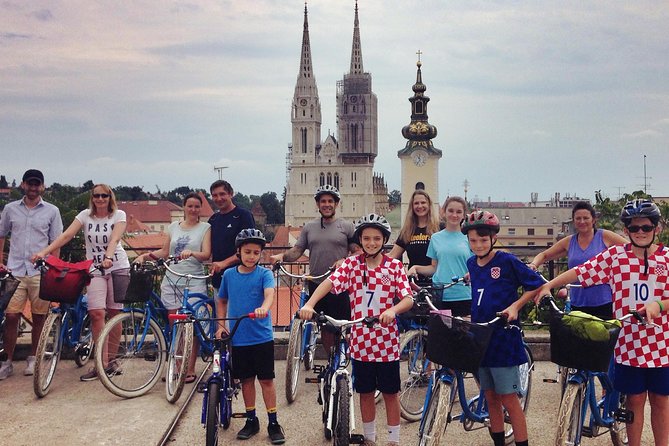 All of Zagreb Bike Tour - Starting inside the courtyard at Trg bana Jelačića