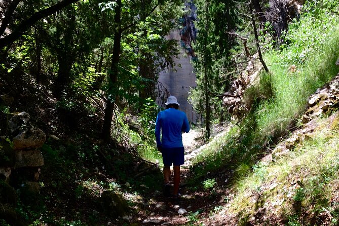 Bits of History - Half day kayak Tour with Wine delight - Vrnik and the island’s working stone tradition