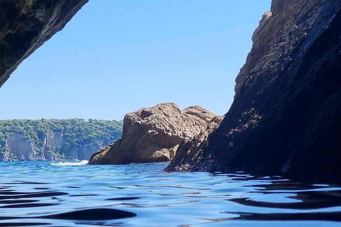 Blue and Green Cave Tour from Dubrovnik,private speed boats - Blue Cave, Green Cave, and the smaller openings