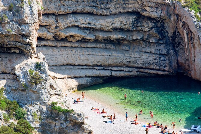 BLUE CAVE & 5 islands tour from Hvar - The Pakleni Islands and the extra stop you may not expect