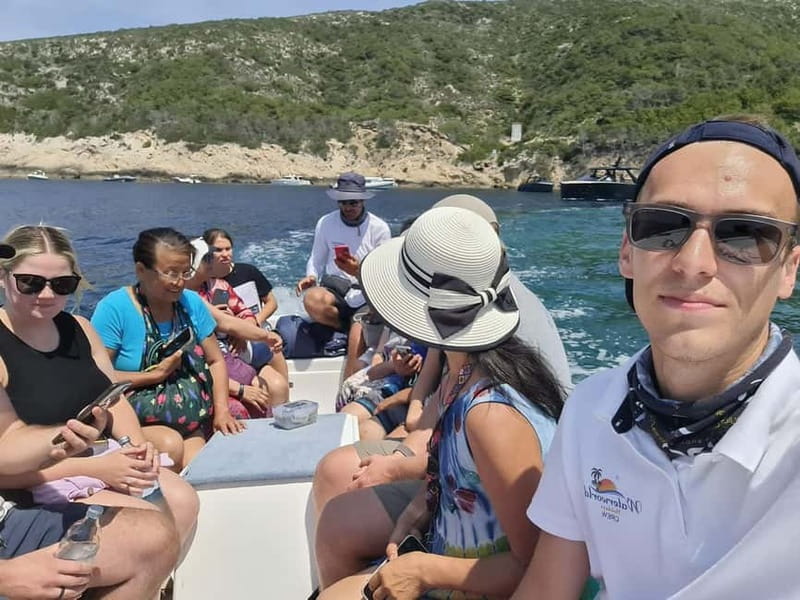 Blue Cave & 6 Island Journey from Split - Who will enjoy this speedboat trip
