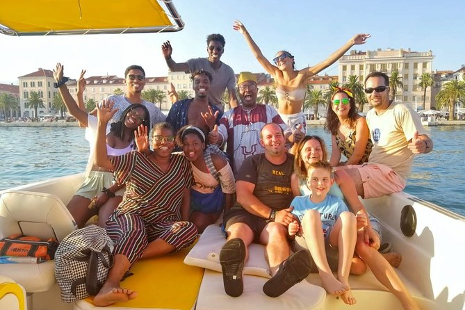 Blue Cave and Hvar Boat Tour: Small-Group from Split or Brac - What the crew and boat service add