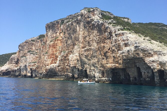 Blue Cave and Town Hvar with 5 Island Boat Tour - Hvar Town and the final island views