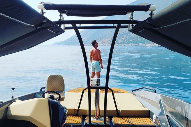 Blue cave & Hvar, 5 islands speed boat tour with unique boats from Split - Two and a half hours in Hvar Town