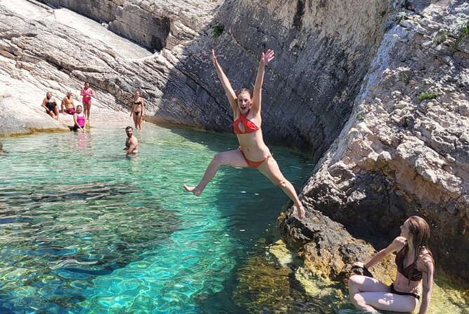 Blue Cave & Hvar, 5 Islands Speedboat with Luxury Seats in Shade - Budikovac Blue Lagoon: the best swimming stop