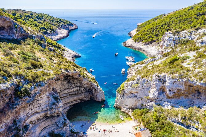 Blue Cave & Island Escape: A Unique 6-Island Adventure from Split - The best and worst parts of the speedboat ride