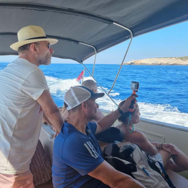 Blue Cave & Island Treasures: Komiža & 5 Gems Boat Tour - A full day from Split, with the sea doing most of the work