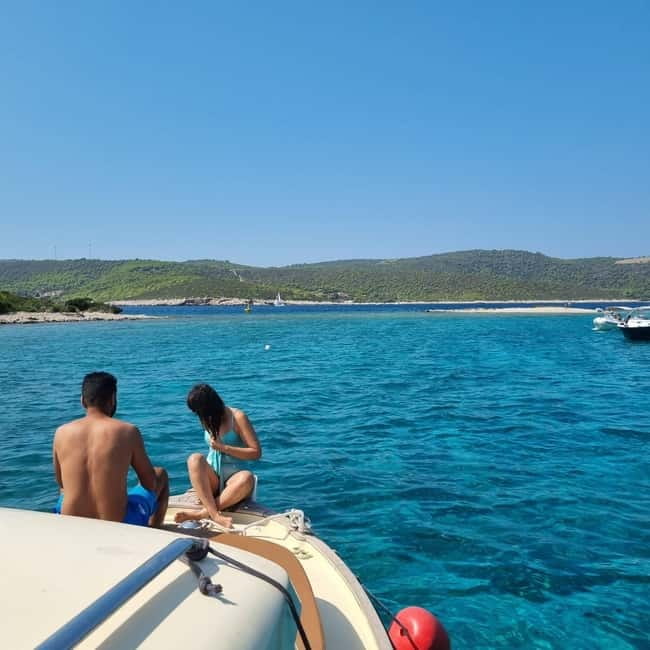Blue Cave & Island Treasures: Komiža & 5 Gems Boat Tour - Hvar Town: 90 minutes for history, views, and a drink