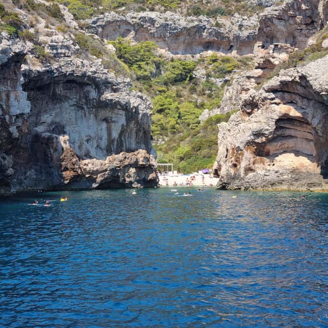 Blue Cave & Island Treasures: Komiža & 5 Gems Boat Tour - What the $133 price really includes