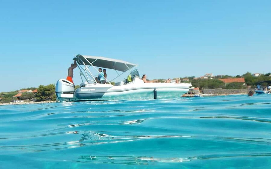 Blue Cave speedboat trip from Trogir - Two hours in Hvar town gives you a useful taste