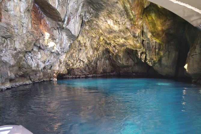 Blue cave tour - 4 caves and sandy beach - Why the 90-minute Sunj Beach stop matters