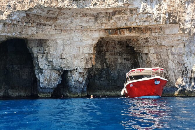 Blue Cave & Vis Island speedboat tour from Hvar - What the speedboat ride is really like