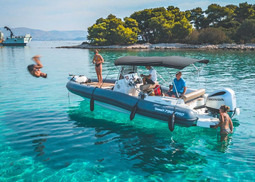 Blue Lagoon and hidden gems of island Šolta - Who will enjoy this island-hopping day?