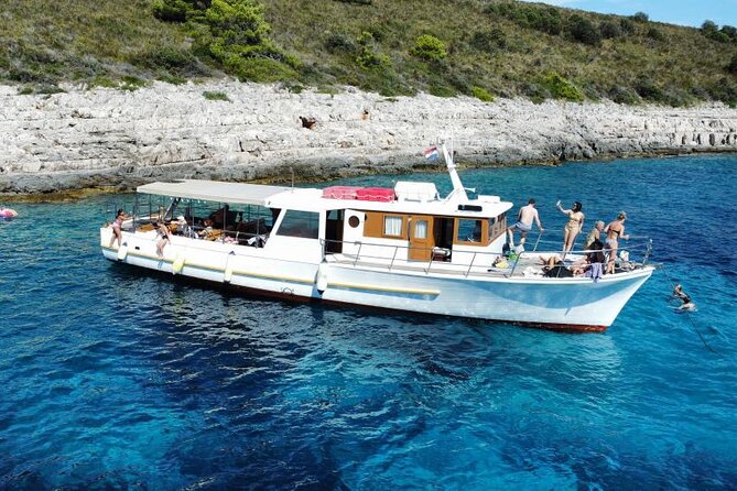 Boat Tour at Delfina Hvar - Should you book this Hvar boat tour?