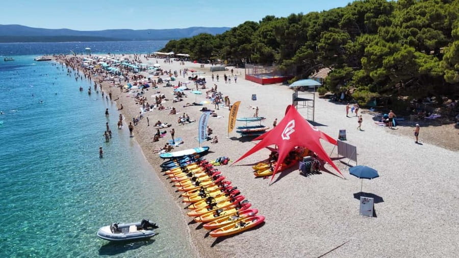 Bol: Zlatni Rat Beach Kayak Tour with Snorkeling - Swimming and snorkeling in clear water