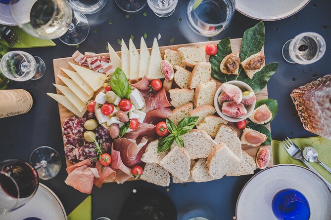 Buje: Authentic Istrian family farm, guided walk, foods & wine - How much time should you allow?