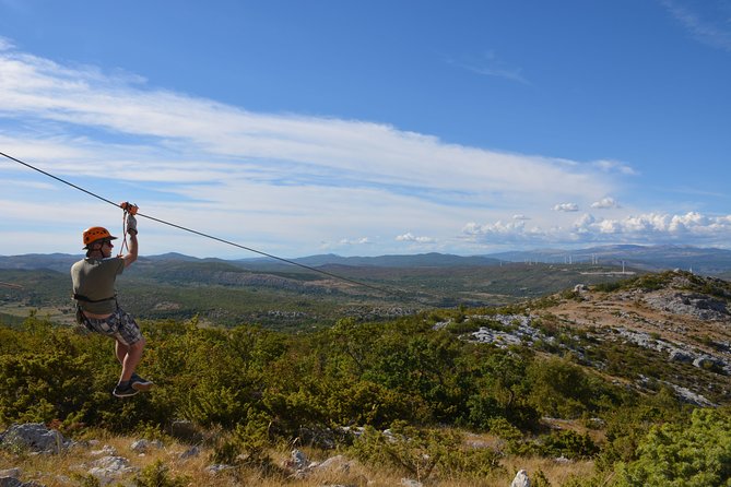 Canyoning on Cetina River Adventure from Split or Zadvarje - The hike between river sections