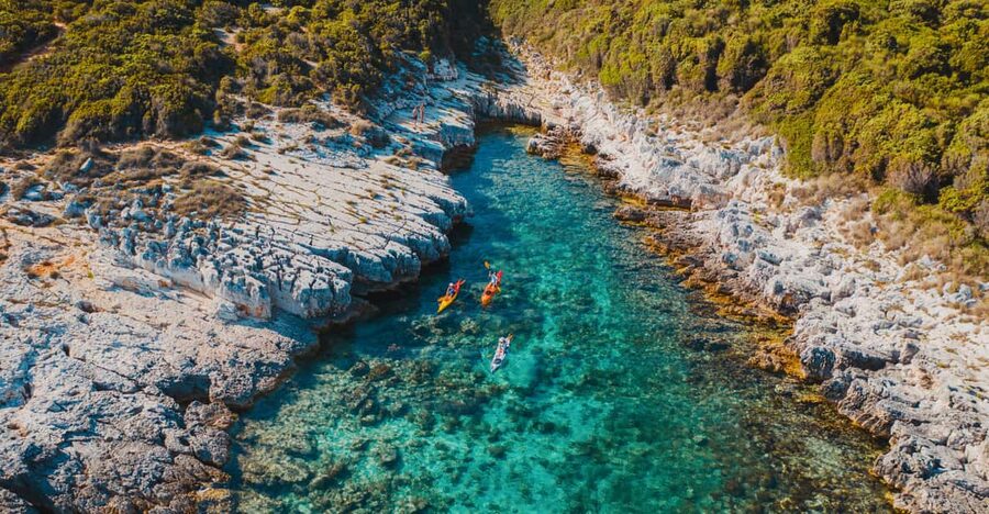 Cape Kamenjak: Cave and Safari Experience by Kayak - Paddling toward Big and Small Kolombarica