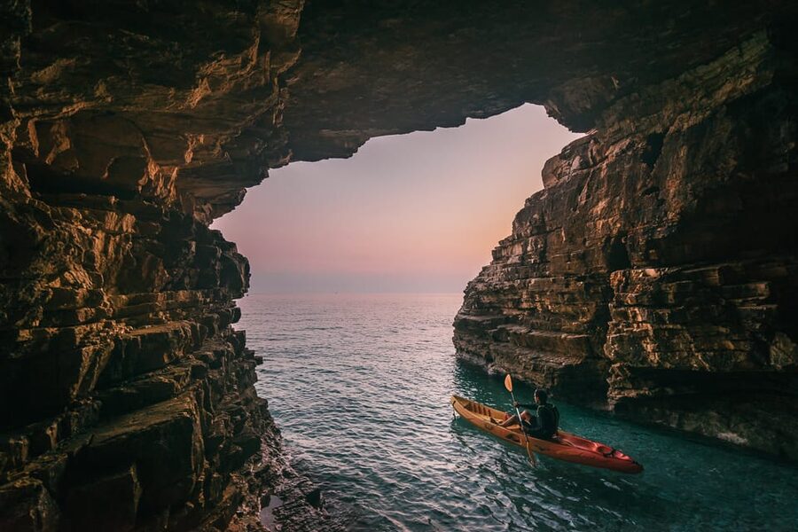 Cape Kamenjak: Cave and Safari Experience by Kayak - Setting out from Jistra Adventures