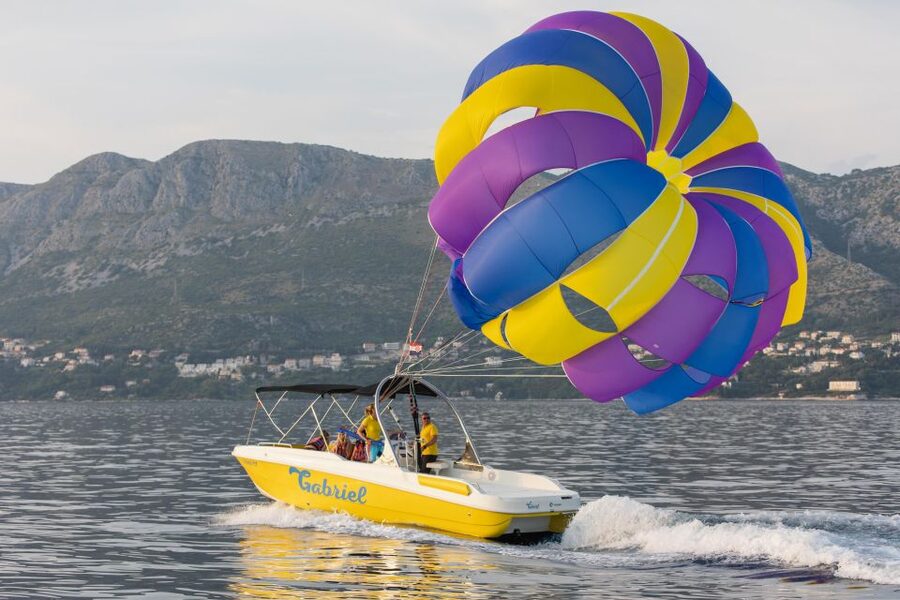 Cavtat: Parasailing - How much value do you get for $94?