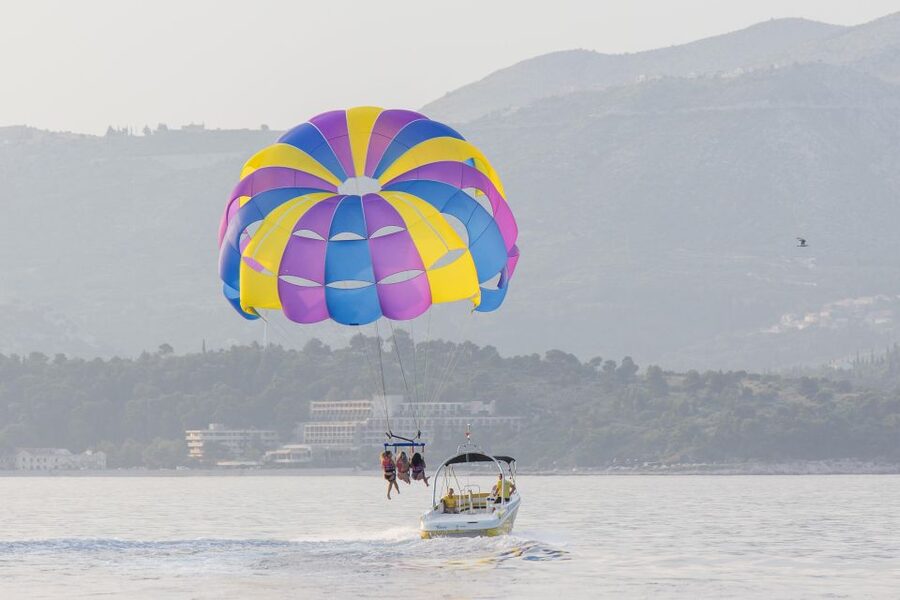 Cavtat: Parasailing - Should you book Cavtat parasailing?