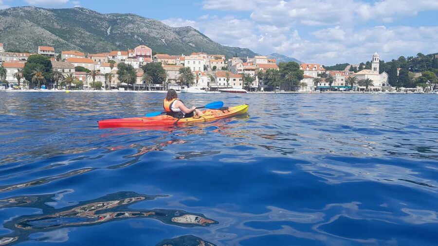 Cavtat: 'Pomalo' Guided Sea Kayaking Tour - Meeting the guide at Beach Blato