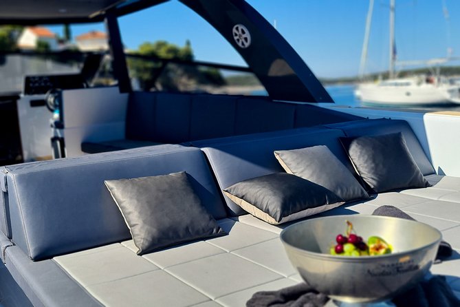 Colnago 45 - Luxury Private Speedboat Tours - Vis gives you two hours to set your own pace