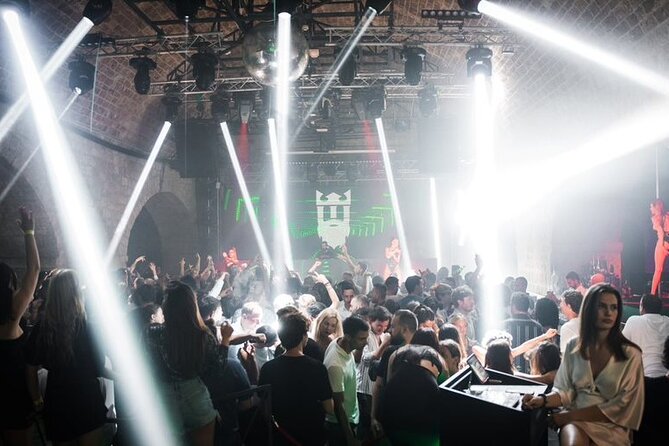 Columbo Pub Crawl Dubrovnik - What to expect from the full seven-hour schedule
