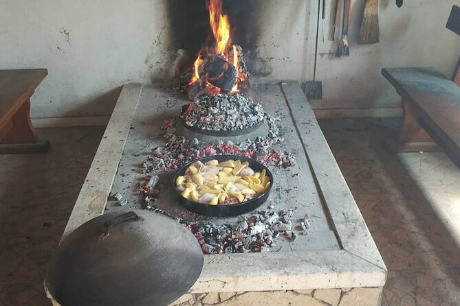 Croatian Traditional Cuisine: Peka Cooking Lesson - Who Will Enjoy This Most?