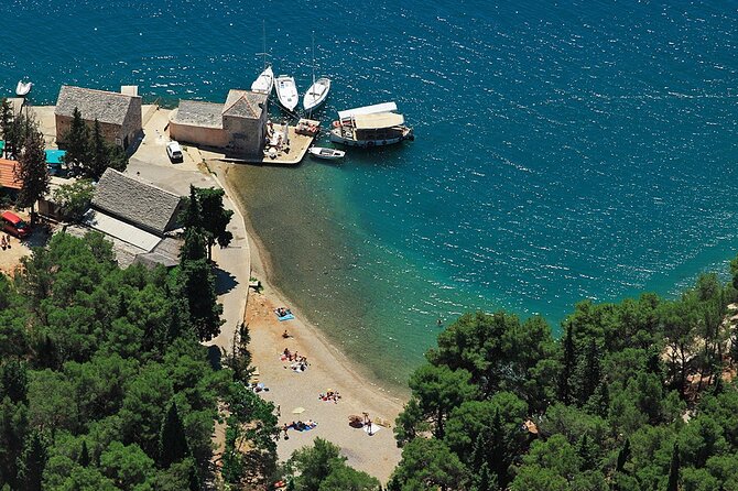 Dalmatian route - Panoramic flight over Brač, Hvar, Šolta & Split from Brač - Tvrdalj castle and the story below you