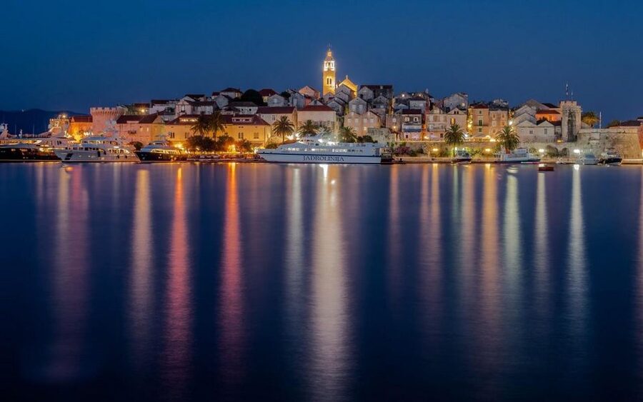 Day Tour from Dubrovnik - Korčula and Pelješac Wine Tasting - The ride, guide, and group experience