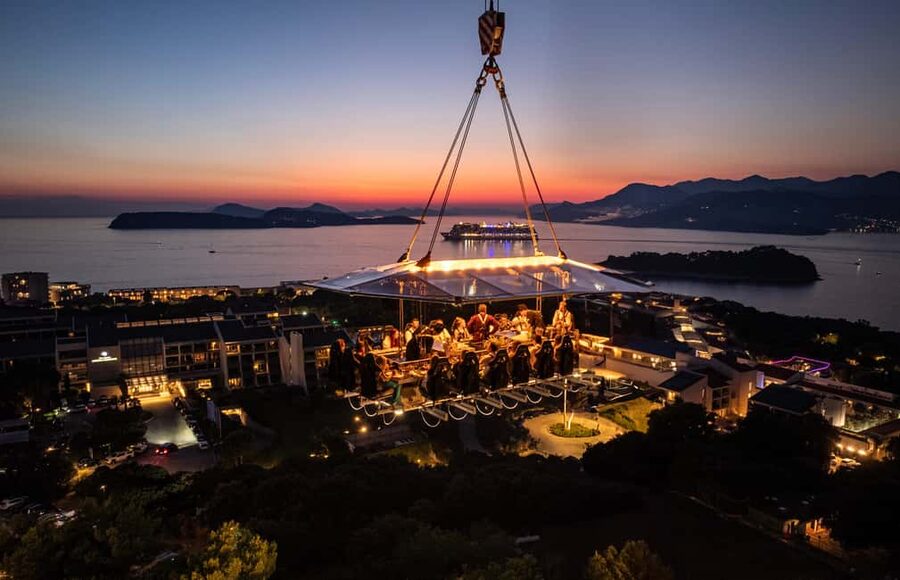 Dinner in the Sky Dubrovnik - Meeting the crew at Valamar Lacroma Dubrovnik