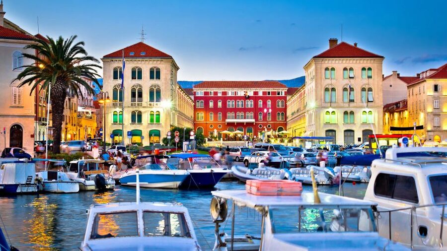 Discover The Old Town Split 1.5h walking Small group tour - Who should book this walk?