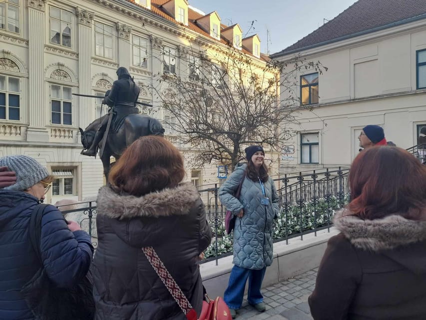 Discover Zagreb Tour - Zagreb Cathedral and the route to Dolac