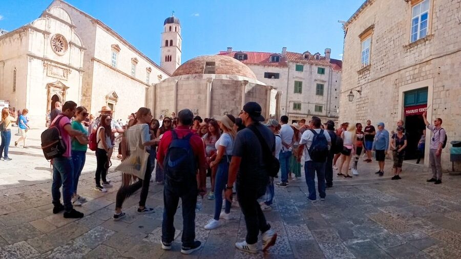 Dubrovnik: 1.5-Hour Guided Old Town Walking Tour - Timing, walking, and what to bring