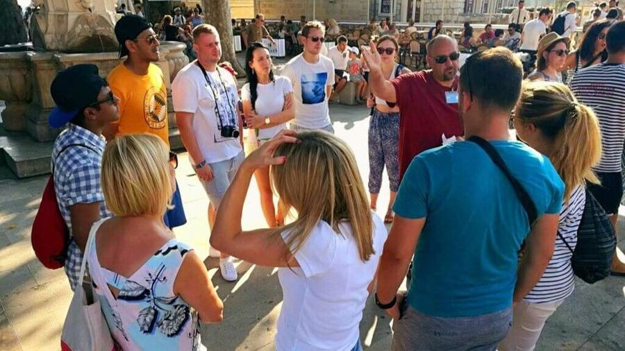 Dubrovnik: 1.5-Hour Guided Old Town Walking Tour - Finding the Amerling Fountain at Pile Gate