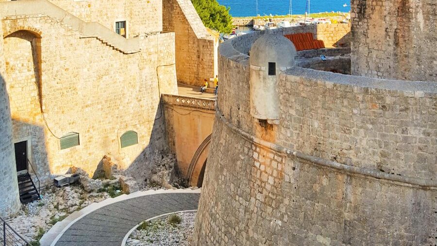 Dubrovnik: 1.5-Hour Guided Old Town Walking Tour - The Franciscan monastery and Dubrovnik’s working past