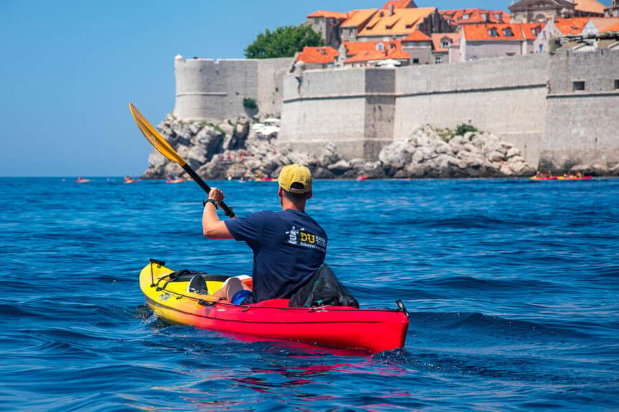 Dubrovnik: 2 or 3-Hour Morning Kayaking & Snorkeling Tour - Paddling beside Dubrovnik’s city walls