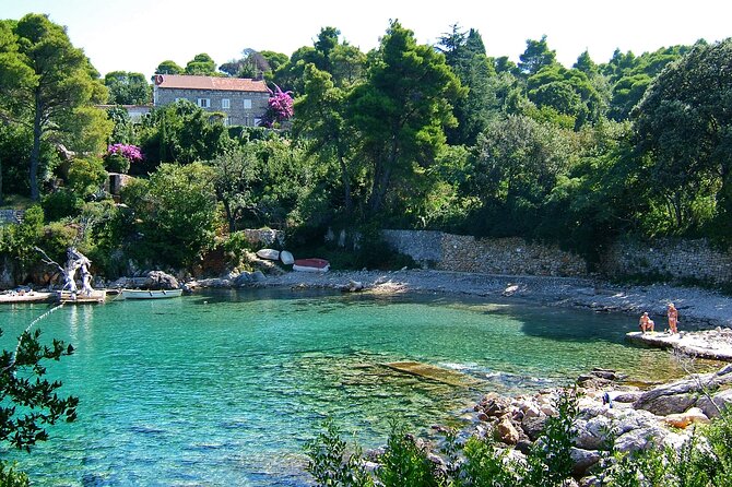 Dubrovnik: 3 Islands Boat Tour with Lunch & drinks(FR, ES, EN) - Key things to know before booking