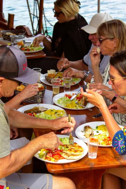 Dubrovnik: 6 hours Blue cave & Elaphiti with optional lunch - What to bring for a comfortable day