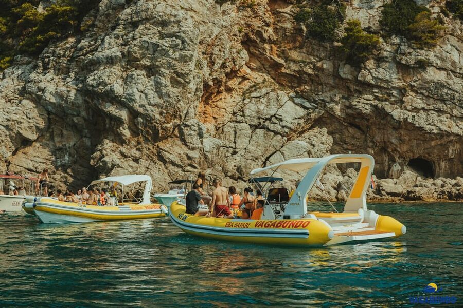 Dubrovnik: Blue Cave Afternoon Speedboat Tour with Drinks - Two hours at sandy Šunj Beach