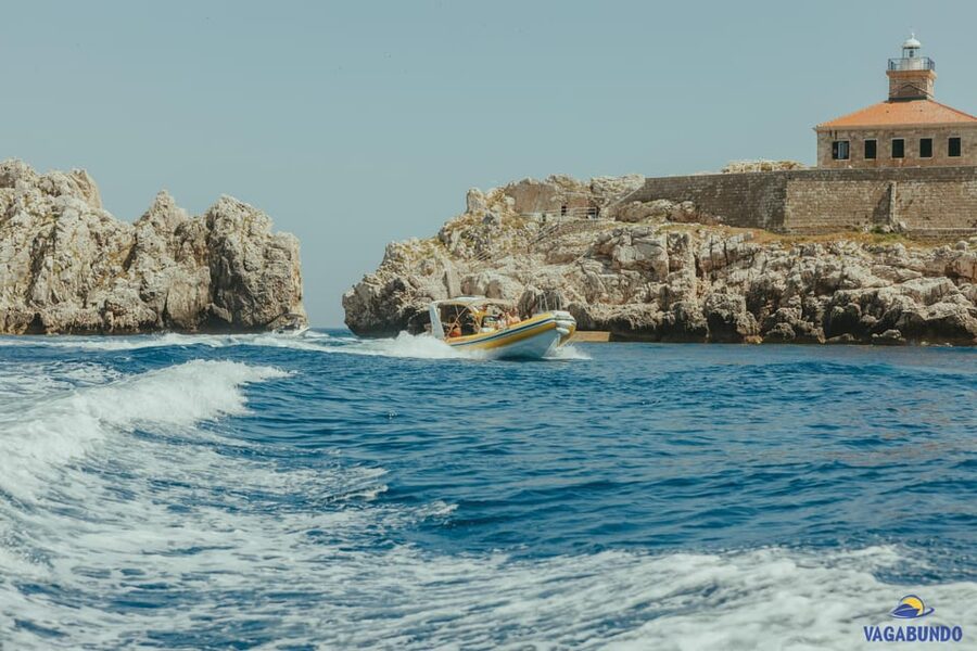 Dubrovnik: Blue Cave Afternoon Speedboat Tour with Drinks - Koločep’s Blue Cave and its changing light