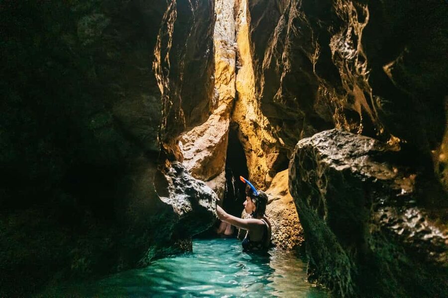 Dubrovnik: Blue Cave and Elafit Small Group Boat Exploration - The Blue Cave: your first swim