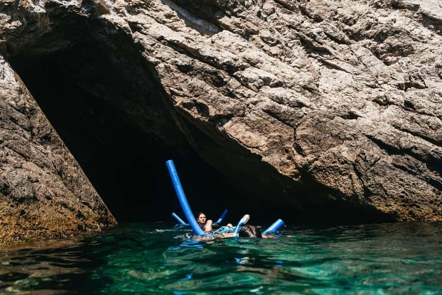 Dubrovnik: Blue Cave and Elafit Small Group Boat Exploration - What to bring for comfort and safety