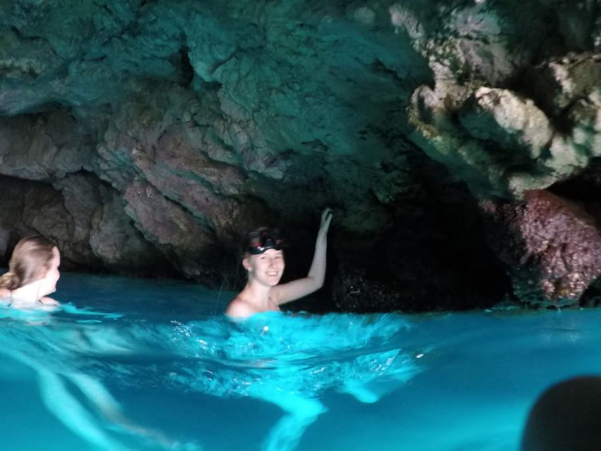 Dubrovnik: Blue Cave & Sunj Beach Boat Tour with Drinks - Key points before you book
